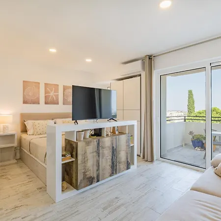 Apartment White - Garden&sea View *